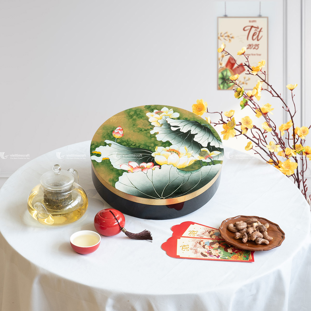 hộp mứt tết sơn mài cao cấp 2025