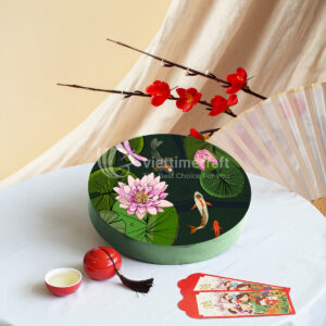 Hộp Mứt Tết Sơn Mài “Vũ Liên Ngư” – Quà Tặng Doanh Nghiệp Tết 2026 l Viettimecraft